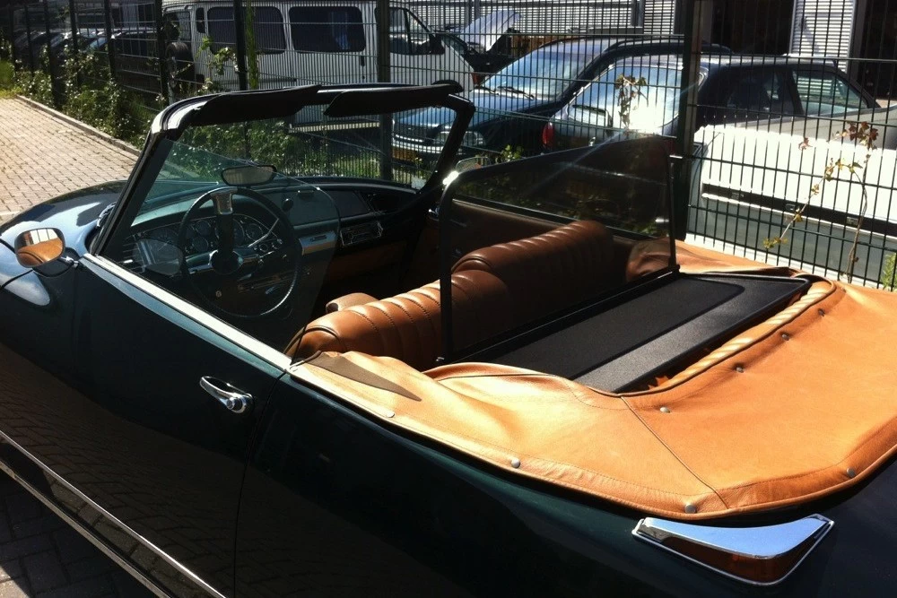 Wind Deflector Citroƫn DS Chapron Cabrio 1958-1973 Black - Afbeelding 8