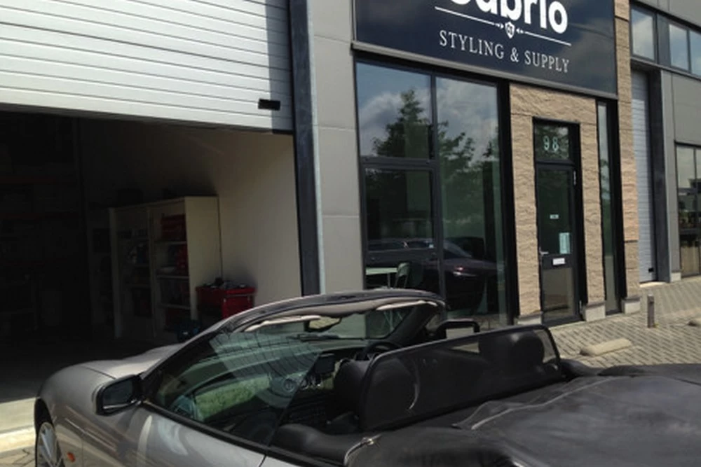 Wind Deflector Jaguar XK - XKR (X100) 1996-2006 Black - Afbeelding 2