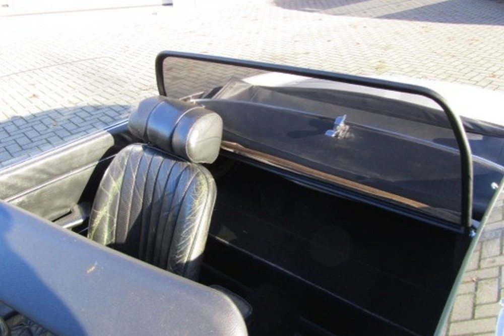 Wind Deflector Jaguar E-Type (Serie 3) 1971-1975 Black - Afbeelding 3