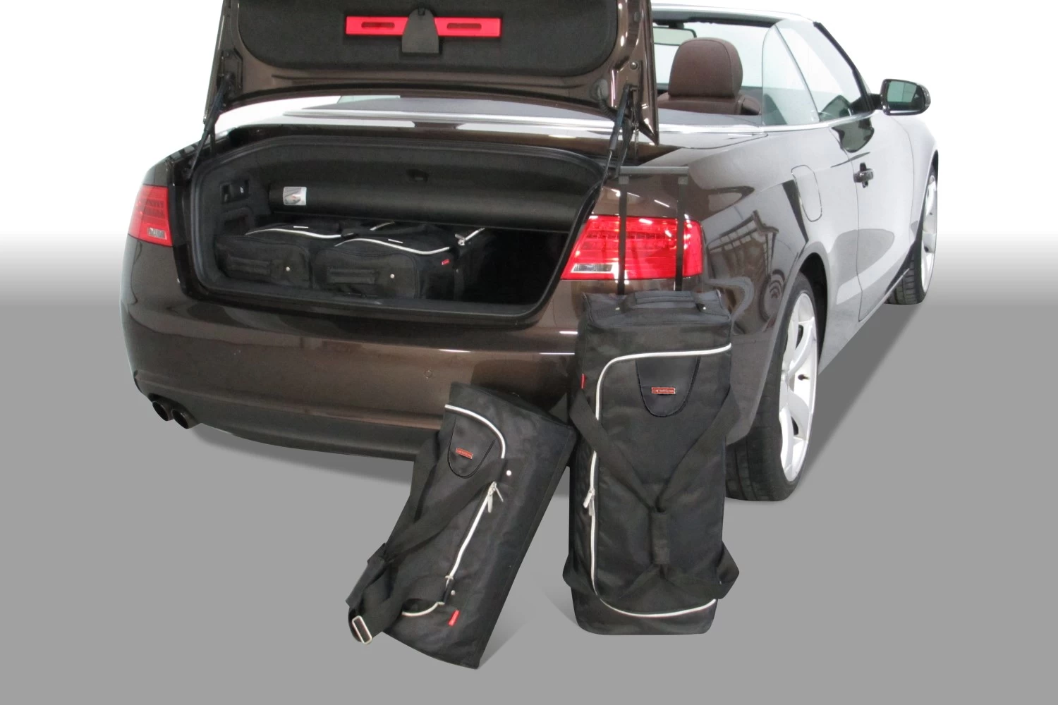 Travel Bag Set Audi A5 Cabriolet (8F7) 2009-2016