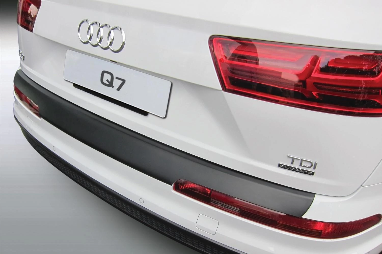 Rear Bumper Protector Audi Q7 (4M) 2015-present ABS - Matt Black