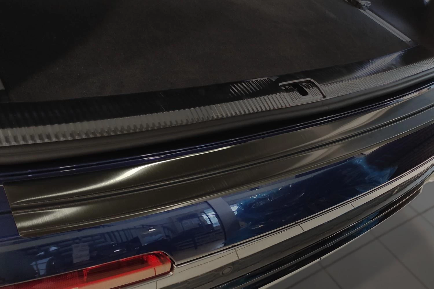 Rear Bumper Protector Audi Q7 (4M) 2015-present Stainless Steel Anthracite - Afbeelding 2