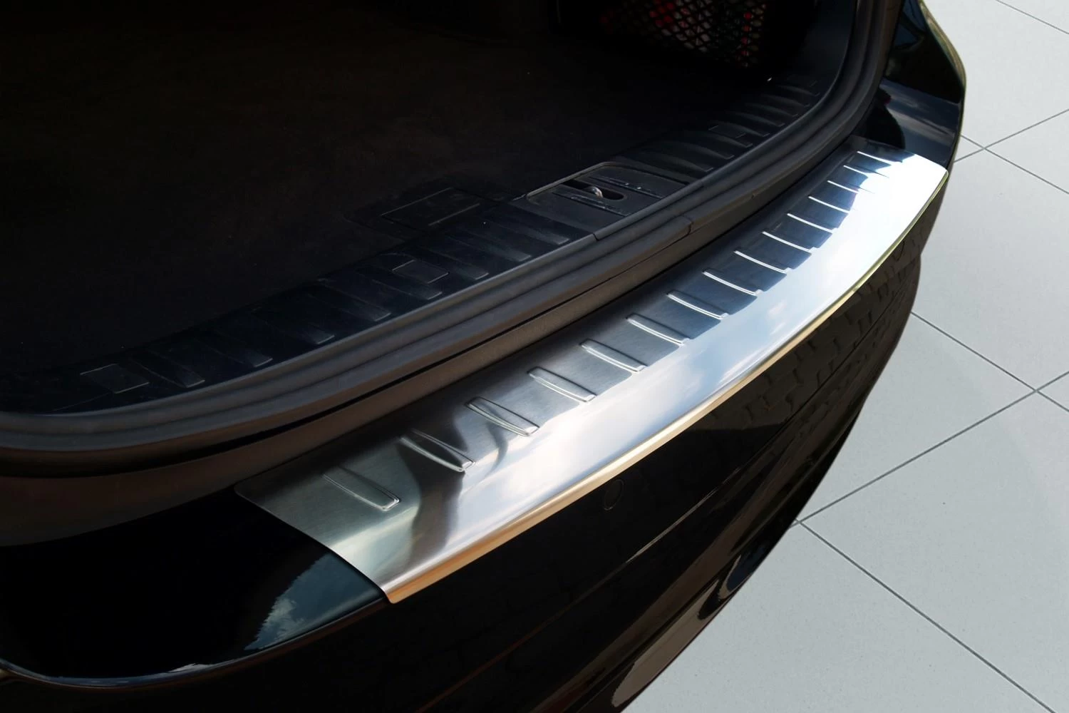 Rear Bumper Protector BMW 3 Series Touring (E91) 2005-2012 Wagon Stainless Steel - Afbeelding 3