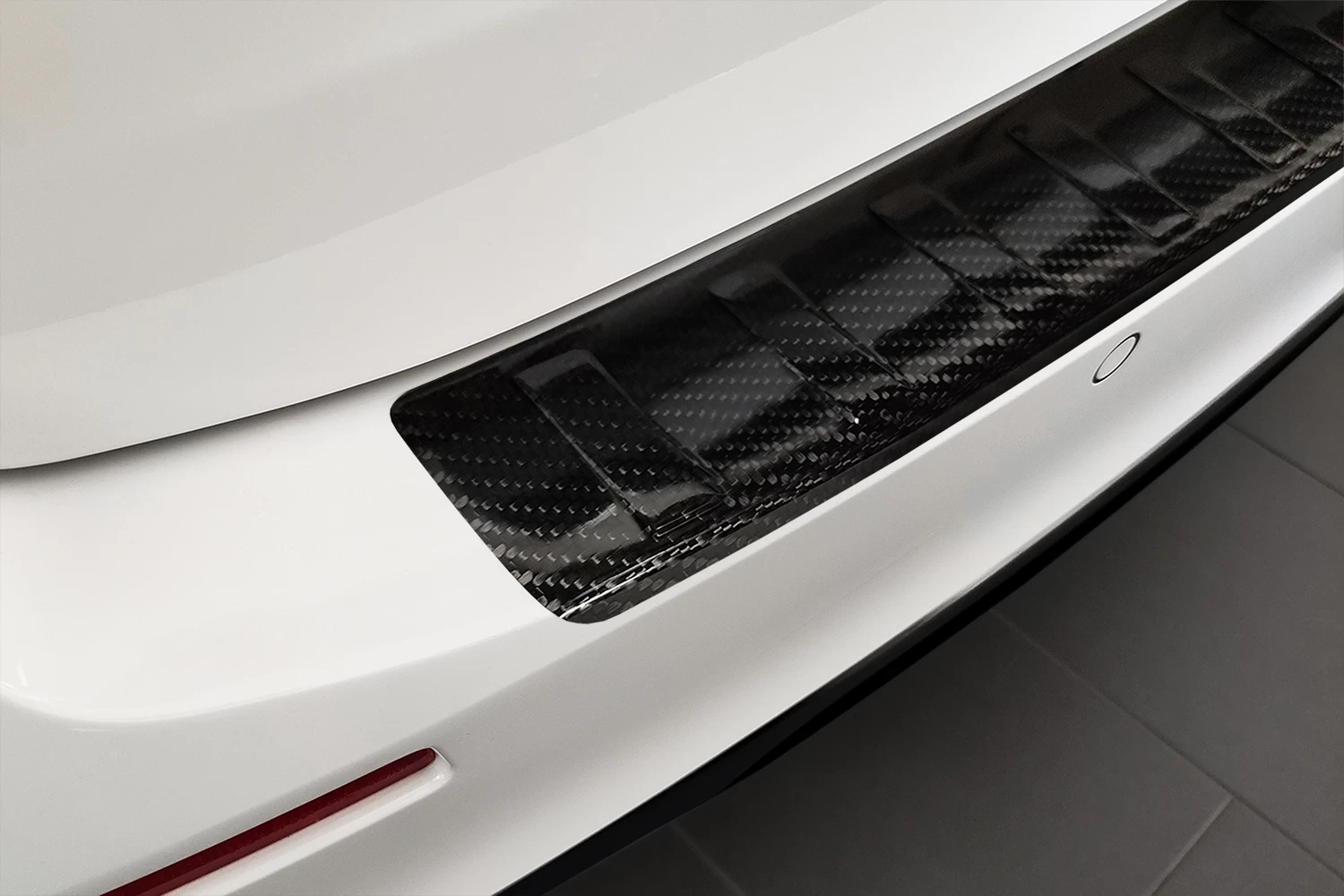 Rear Bumper Protector BMW 5 Series Touring (G31) 2020-present Wagon Carbon - Afbeelding 3