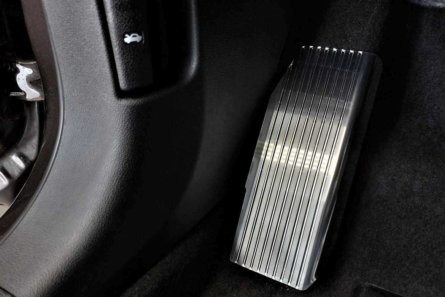 Foot Rest Trim Nissan Juke (F16) 2019-present Stainless Steel