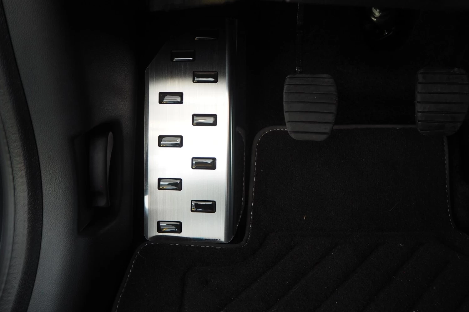 Foot Rest Trim Renault Clio IV 2012-2019 5-door Hatchback Stainless Steel