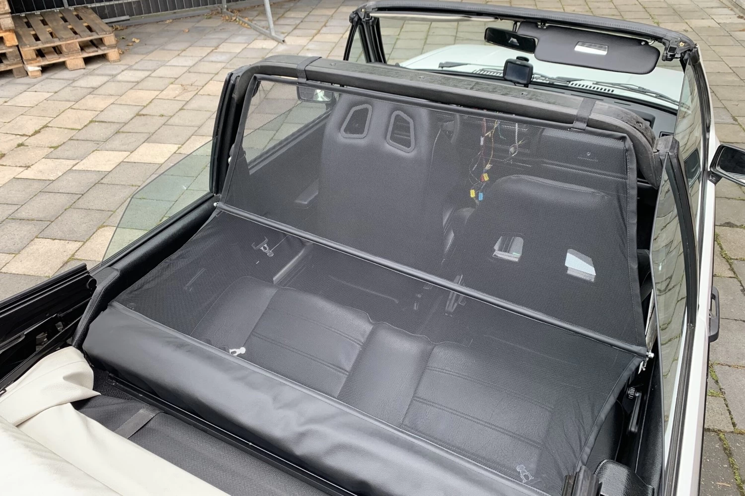 Wind Deflector Volkswagen Golf I Cabriolet (Typ 155) 1974-1993 White - Afbeelding 9